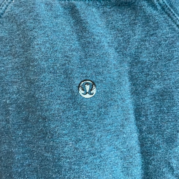 Lululemon crop sweater tee 4 - Picture 2 of 3